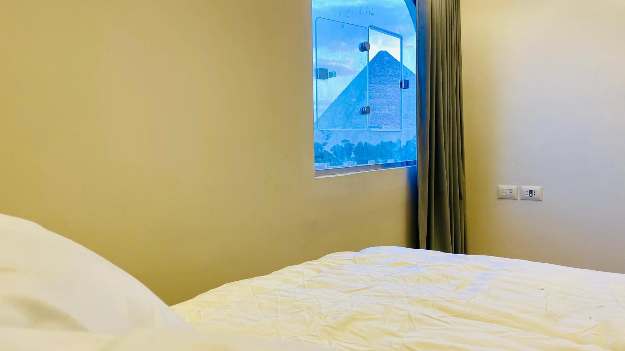 Oh Pyramids View Hotel Kafret el-Gabal Kültér fotó